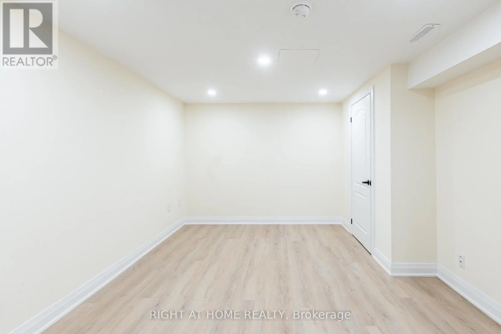 BASEMENT - 43 GREENBUSH PLACE