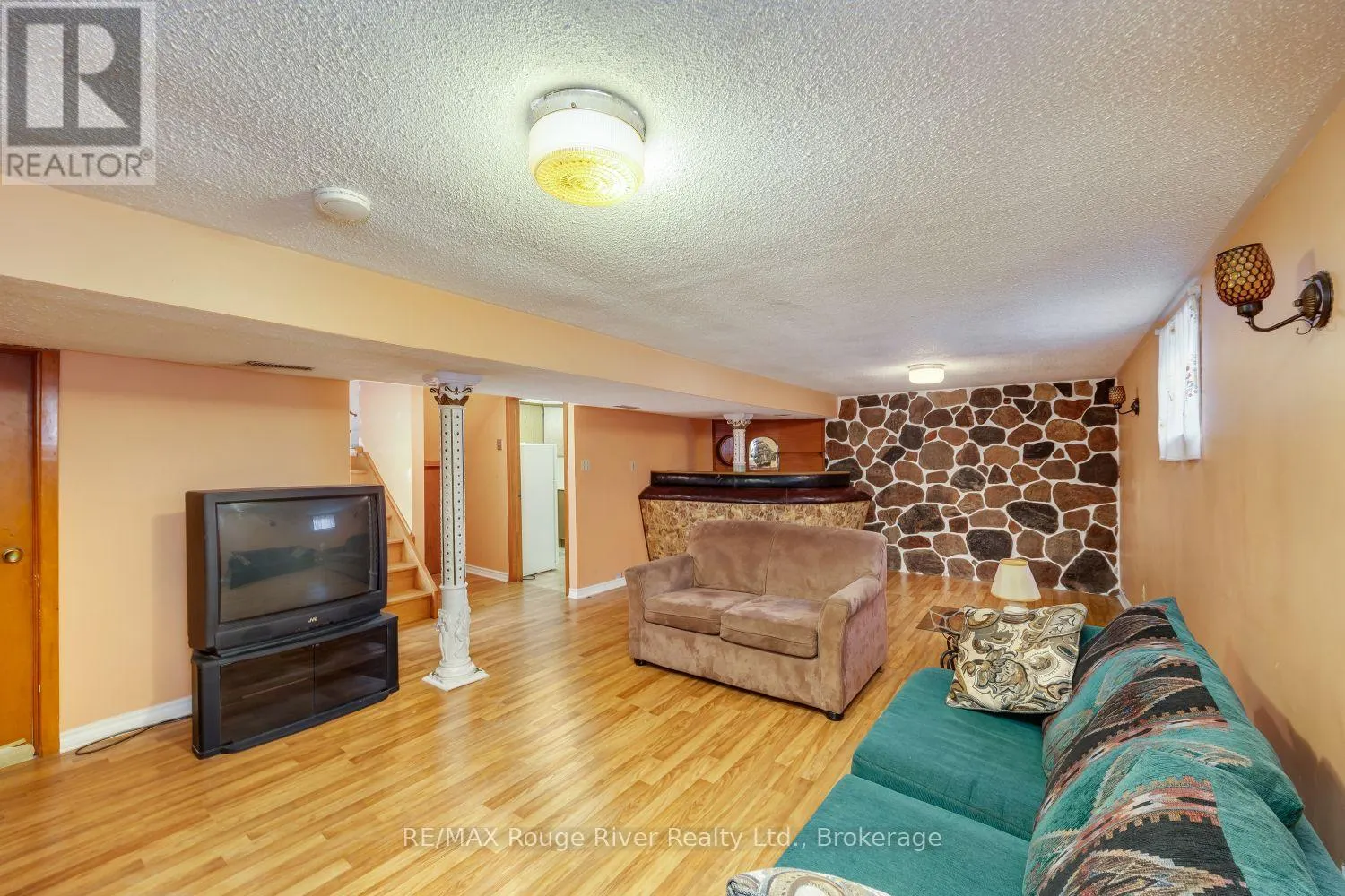 287 GUELPH STREET