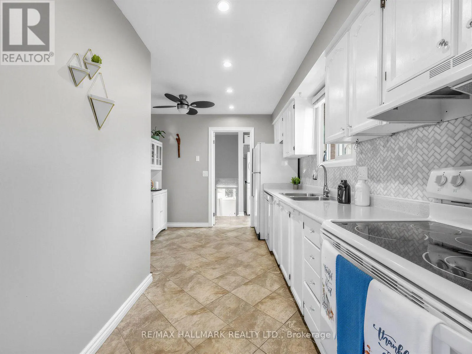 1333 CHERRYDOWN DRIVE