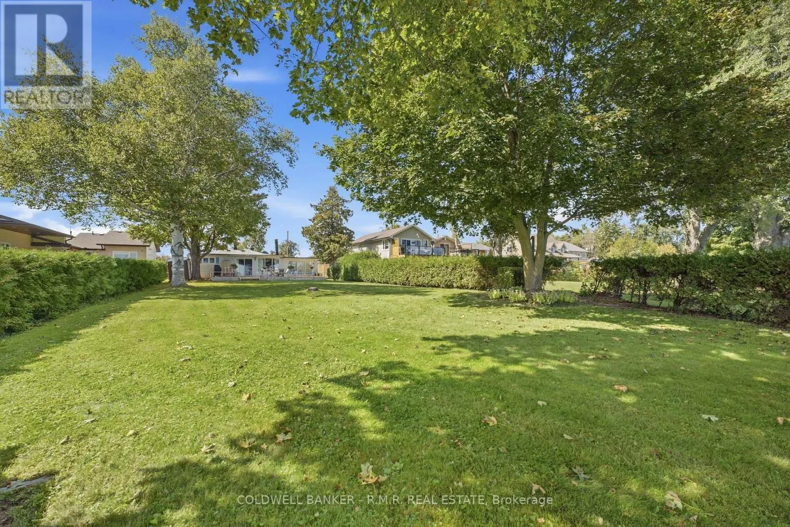 87 EDGEWOOD CRESCENT