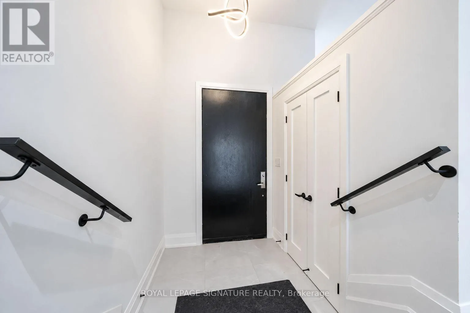 540B PHARMACY AVENUE