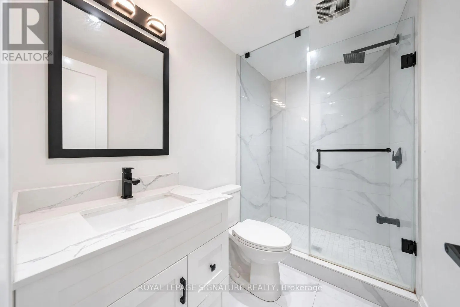 540B PHARMACY AVENUE