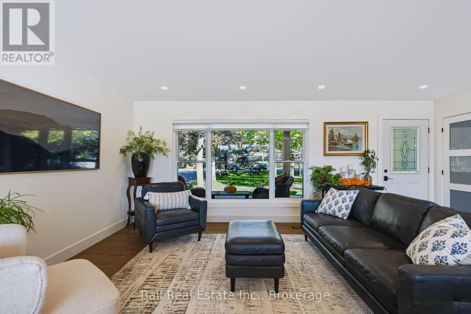7 MURRAY STREET