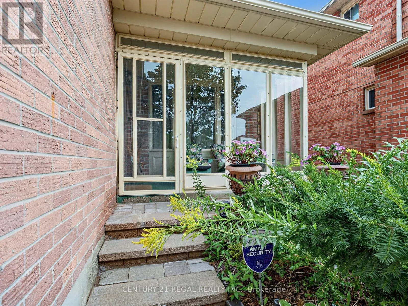 41 COE DRIVE