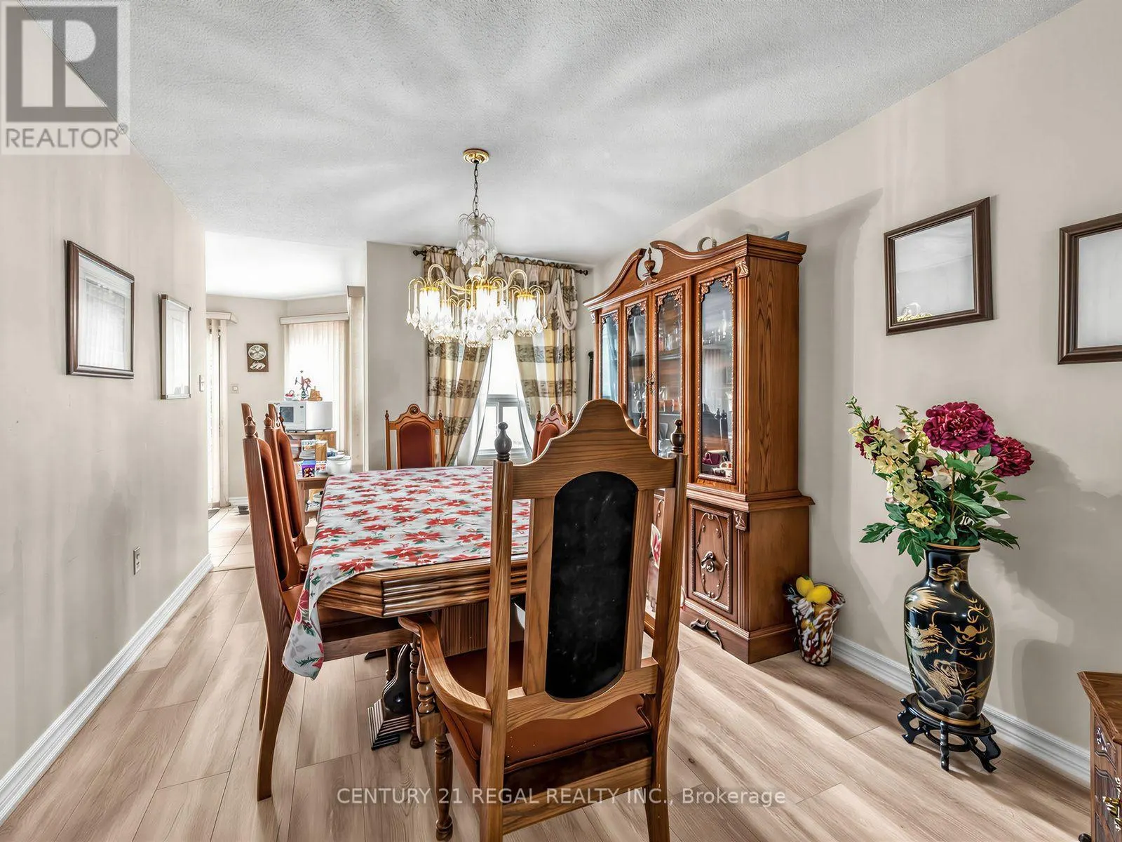41 COE DRIVE