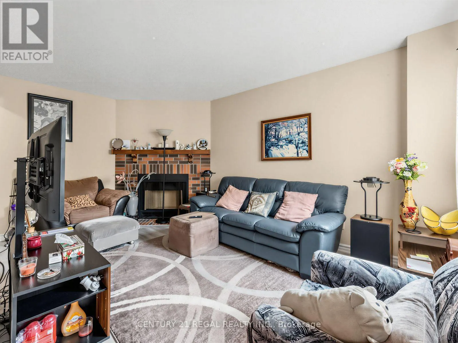 41 COE DRIVE