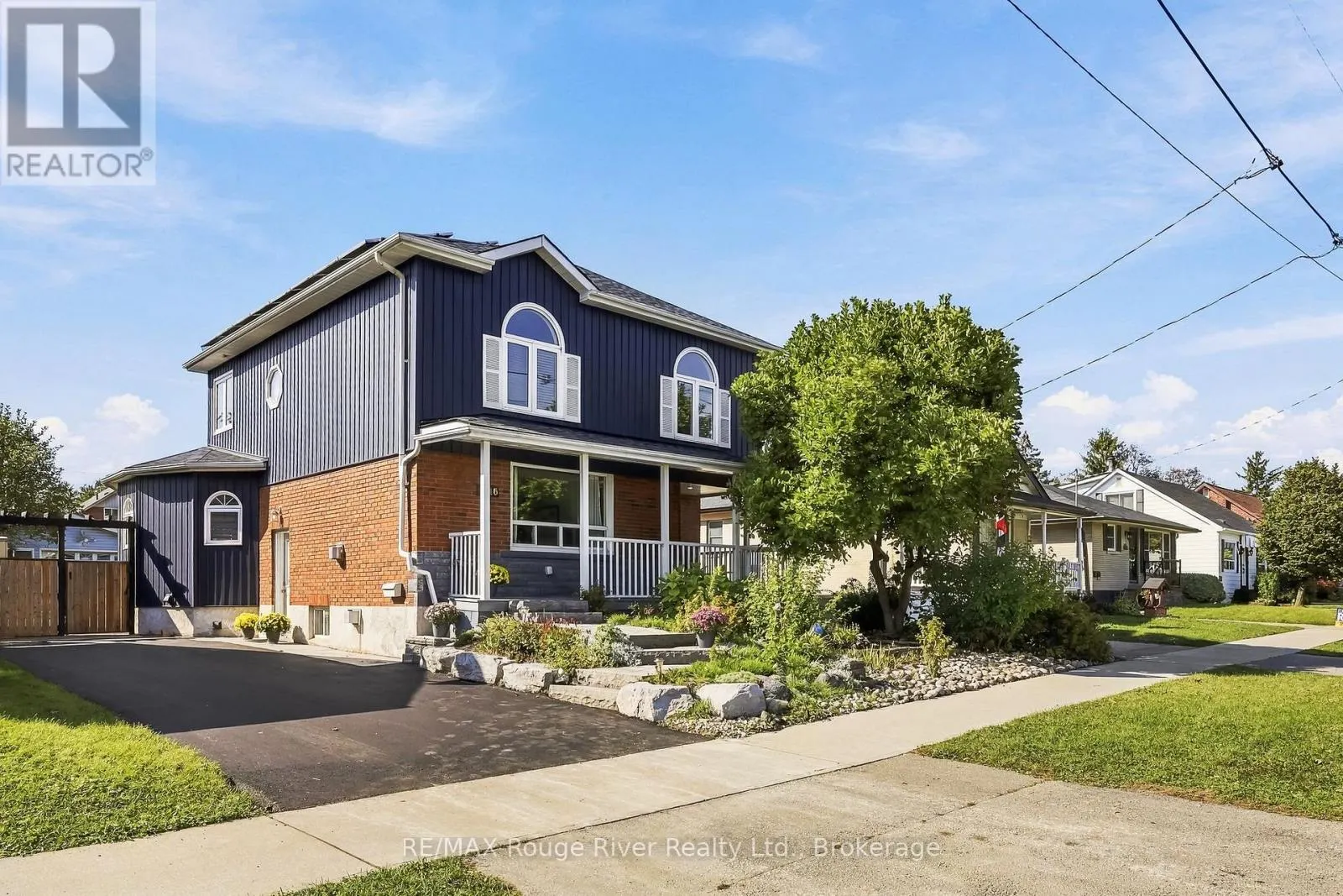 1116 GREEN STREET