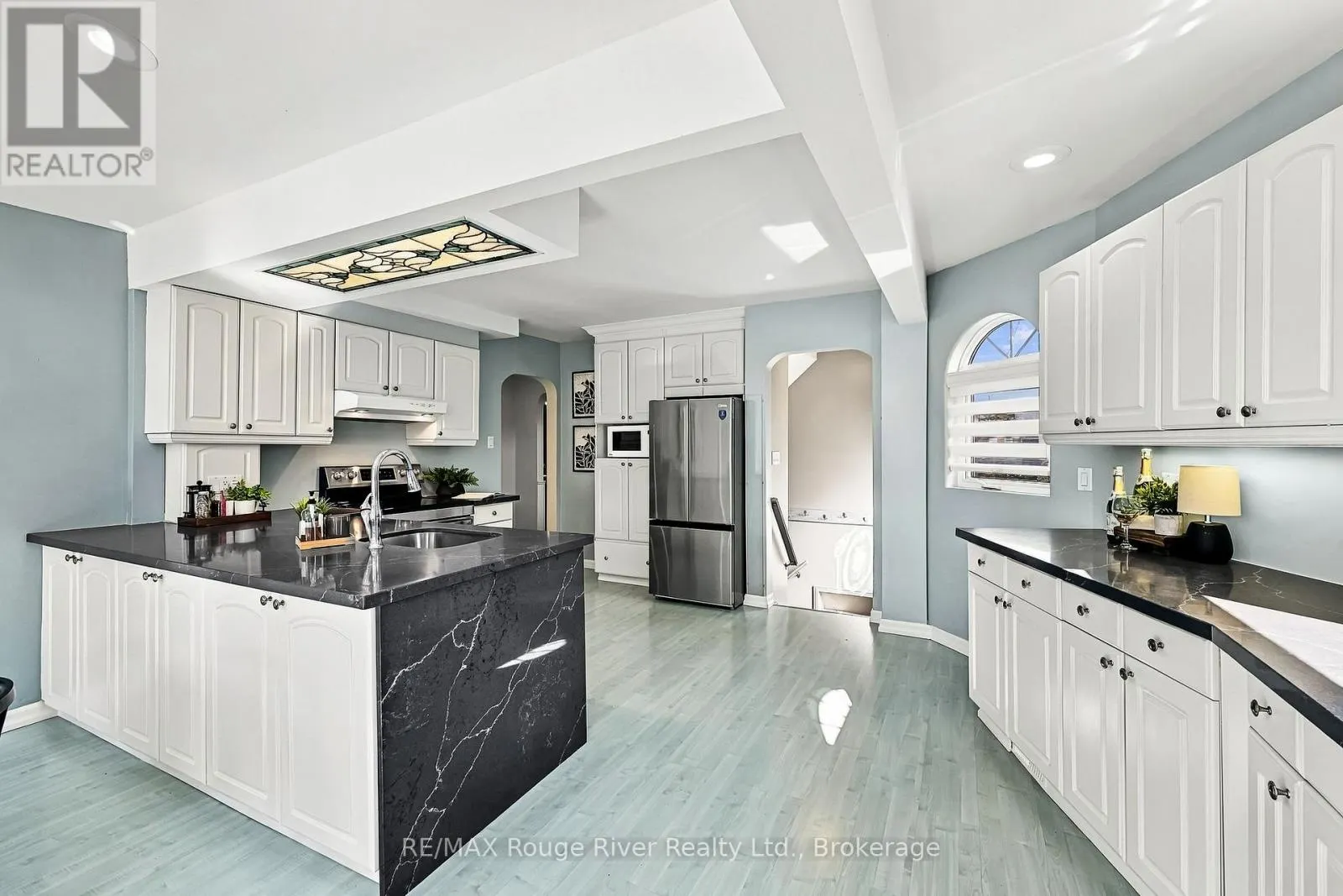 1116 GREEN STREET