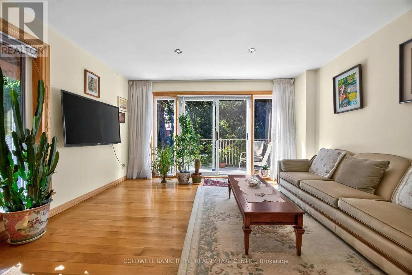 15 CRAIGLEE DRIVE