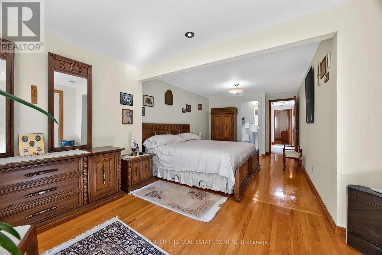 15 CRAIGLEE DRIVE