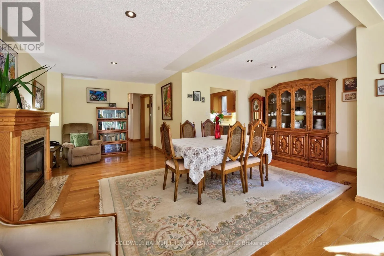 15 CRAIGLEE DRIVE