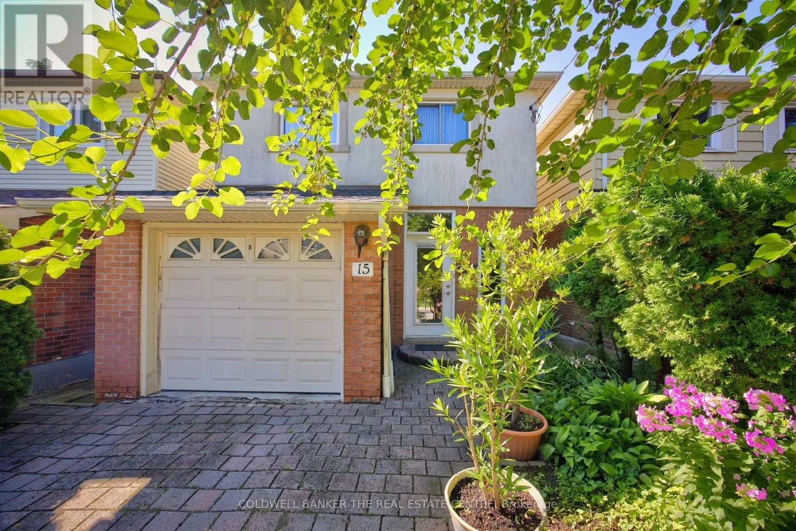 15 CRAIGLEE DRIVE