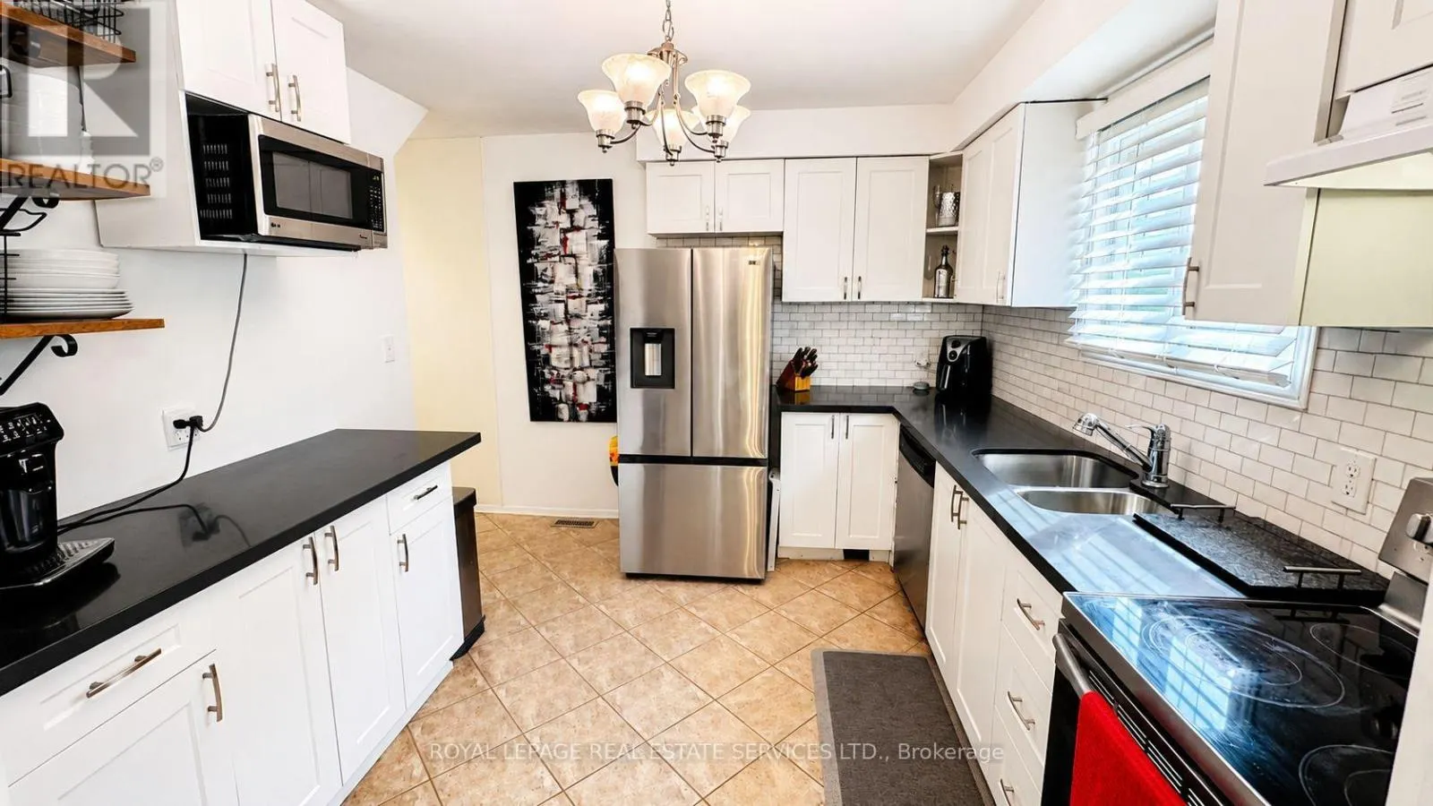 49 LOWDER PLACE