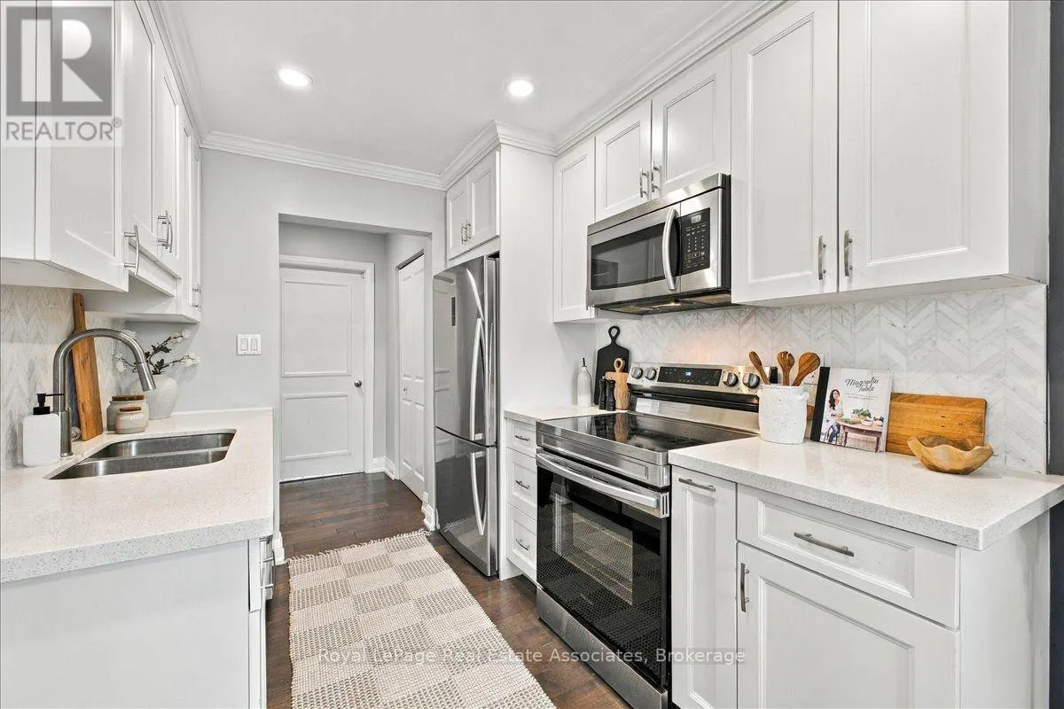 1-4 - 540 MARY STREET E