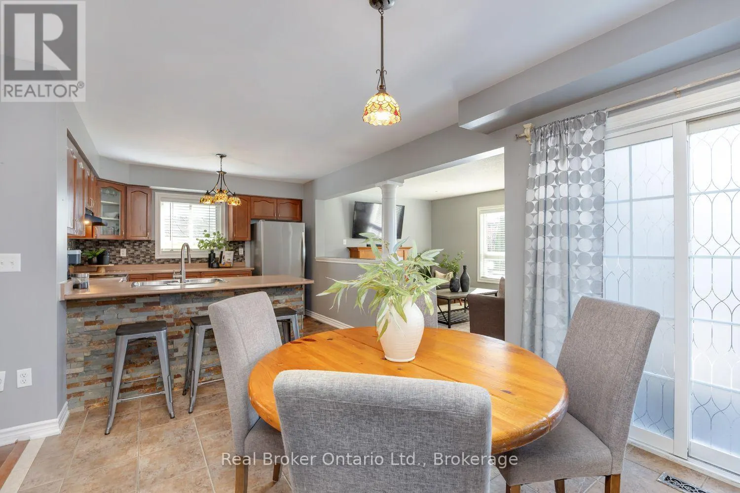 119 ALLWORTH CRESCENT