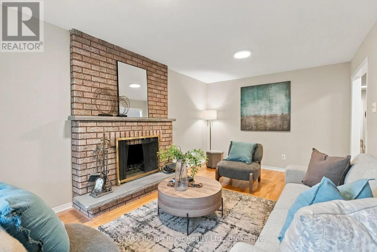 51 LOFTHOUSE DRIVE