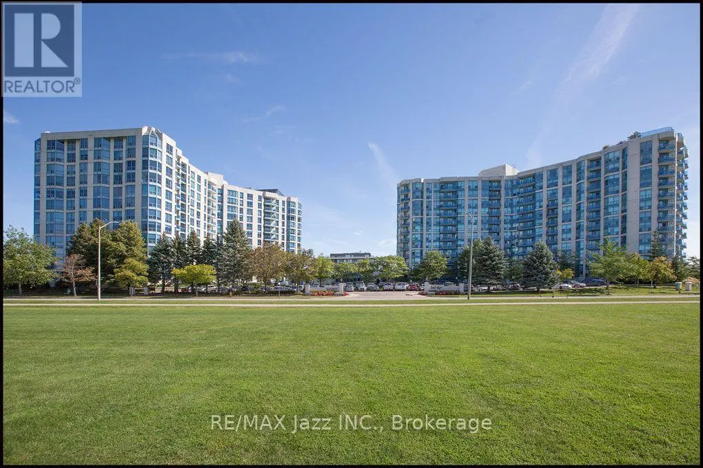 105 - 360 WATSON STREET W #105