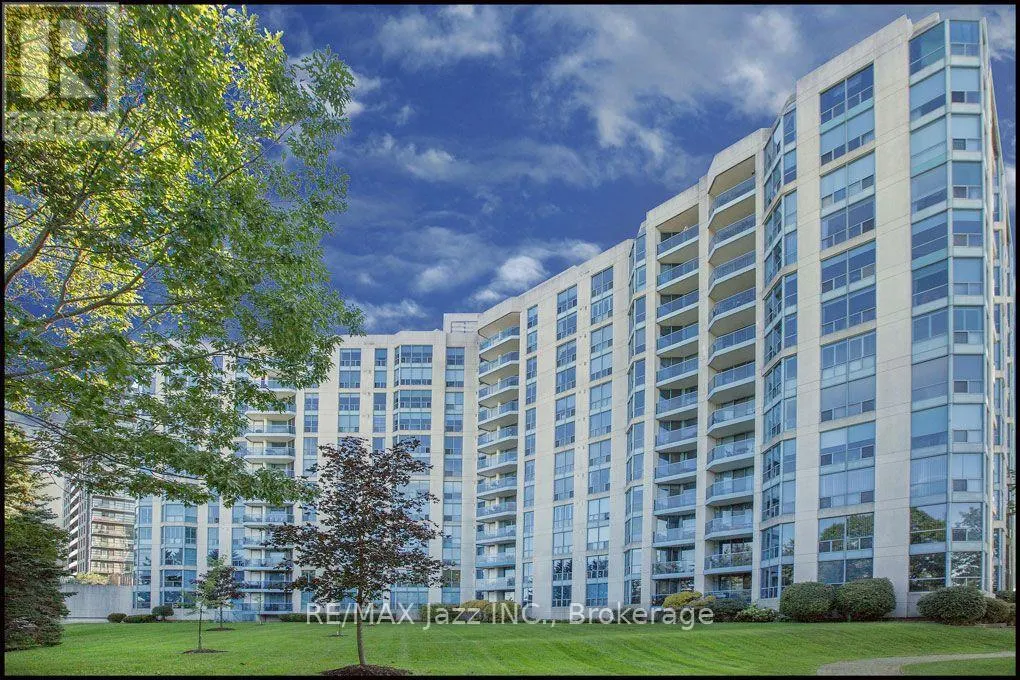 105 - 360 WATSON STREET W #105