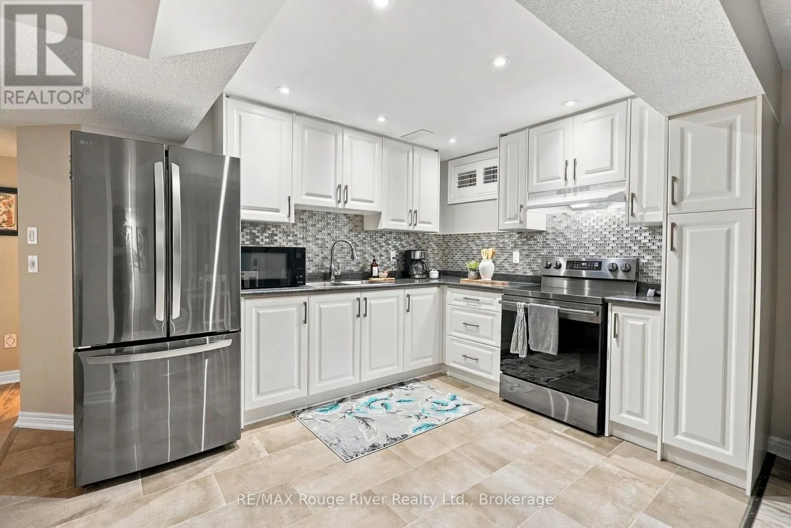 264 RYERSON CRESCENT
