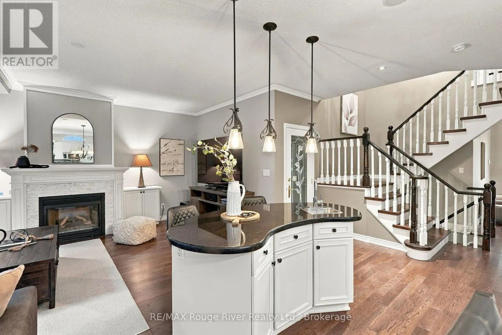 264 RYERSON CRESCENT