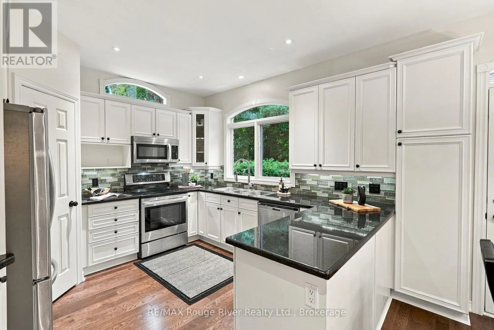 264 RYERSON CRESCENT