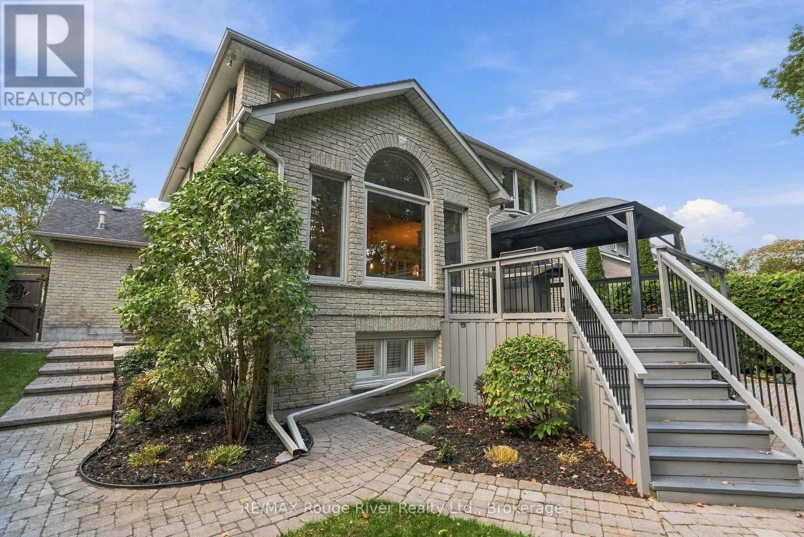 264 RYERSON CRESCENT