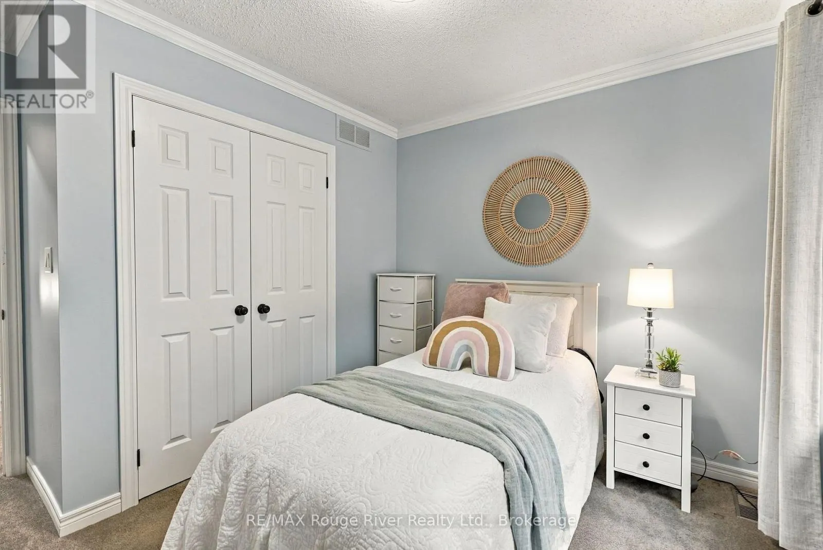 264 RYERSON CRESCENT