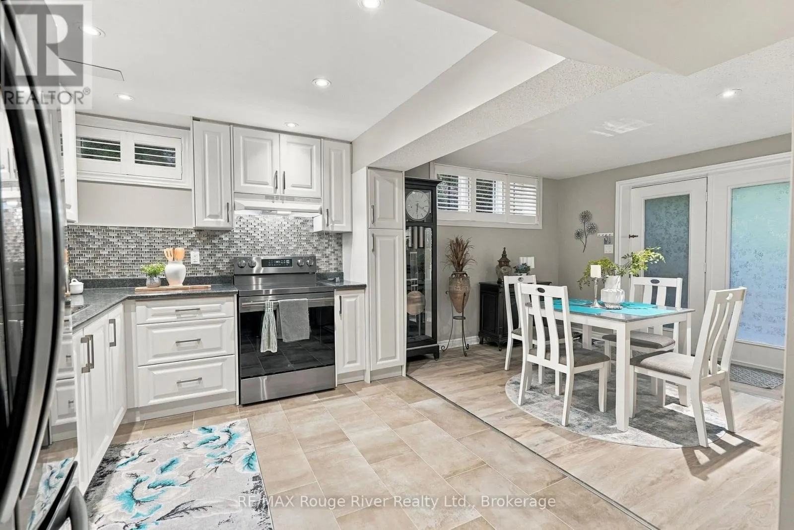 264 RYERSON CRESCENT