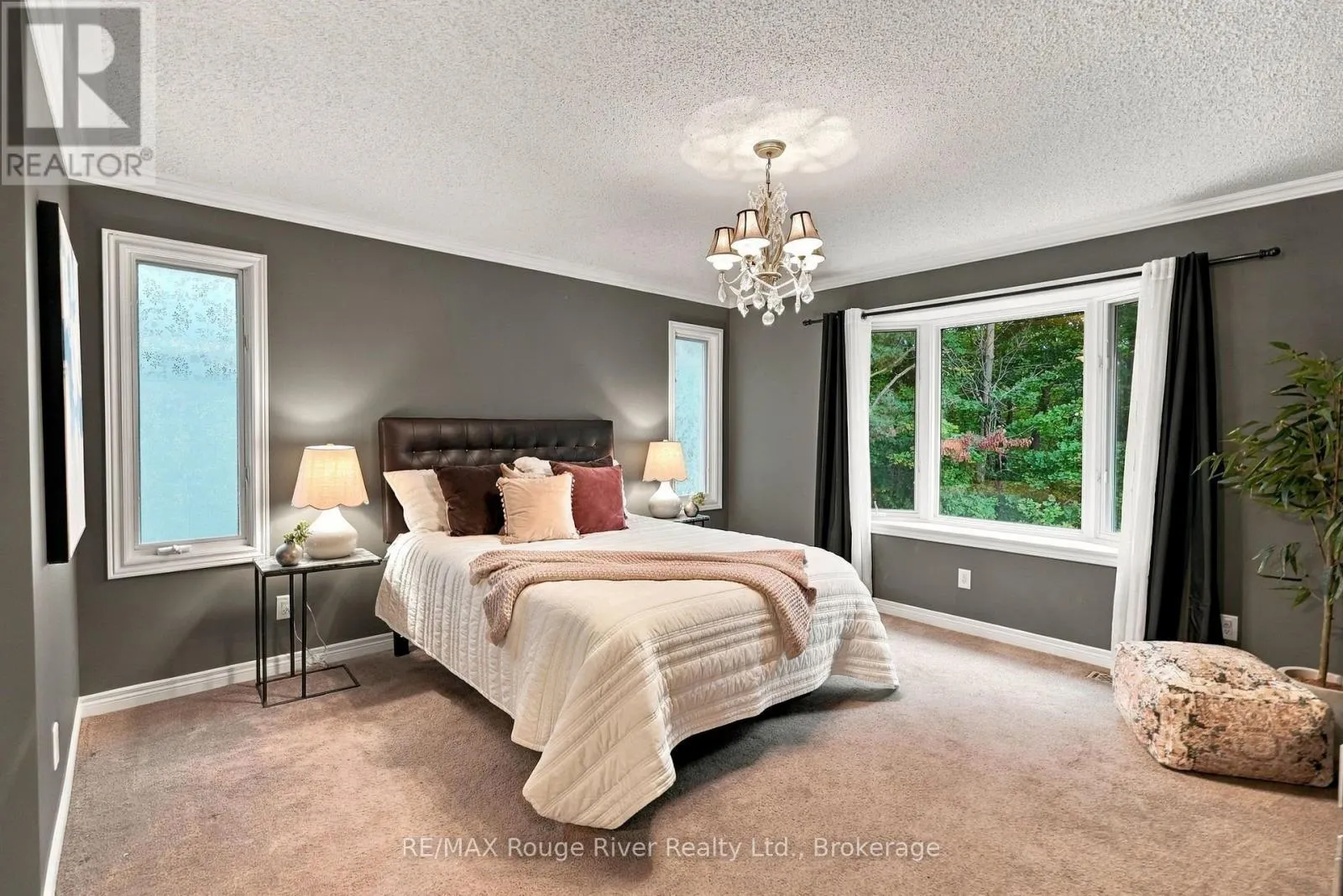 264 RYERSON CRESCENT