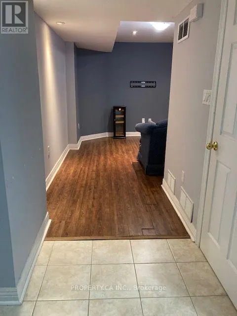 LOWER A - 2194 WILDWOOD CRESCENT E