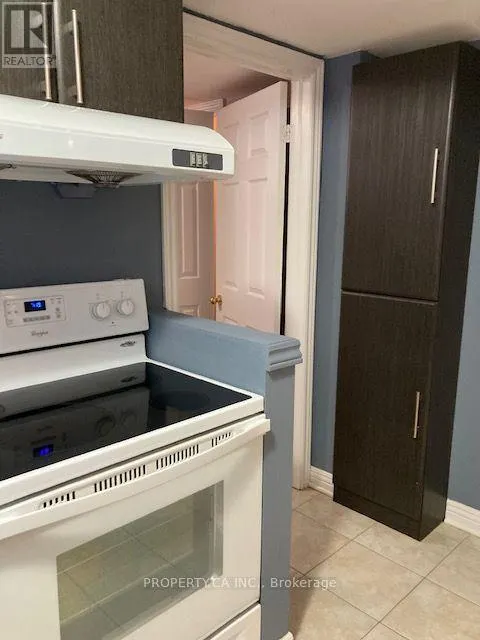 LOWER A - 2194 WILDWOOD CRESCENT E