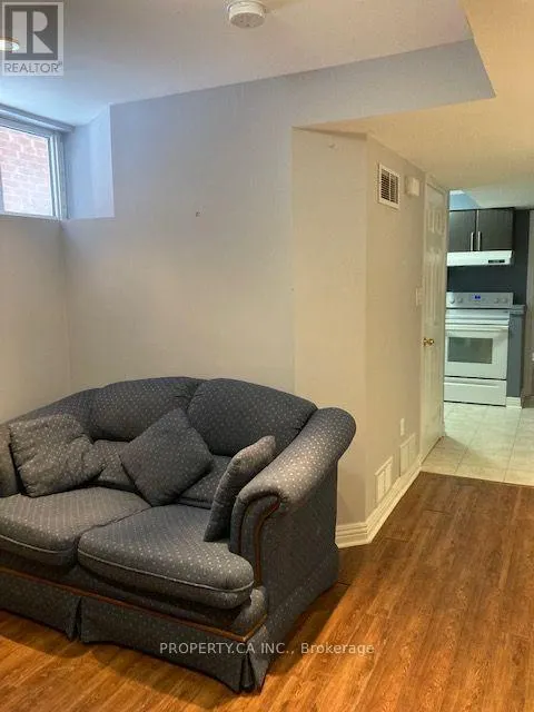 LOWER A - 2194 WILDWOOD CRESCENT E