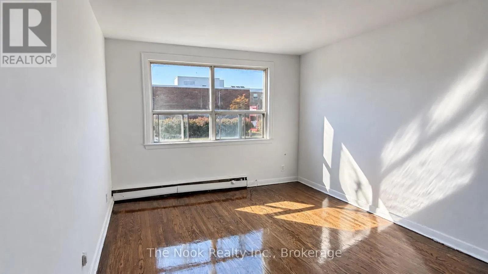 6 - 1201 CEDAR STREET #6