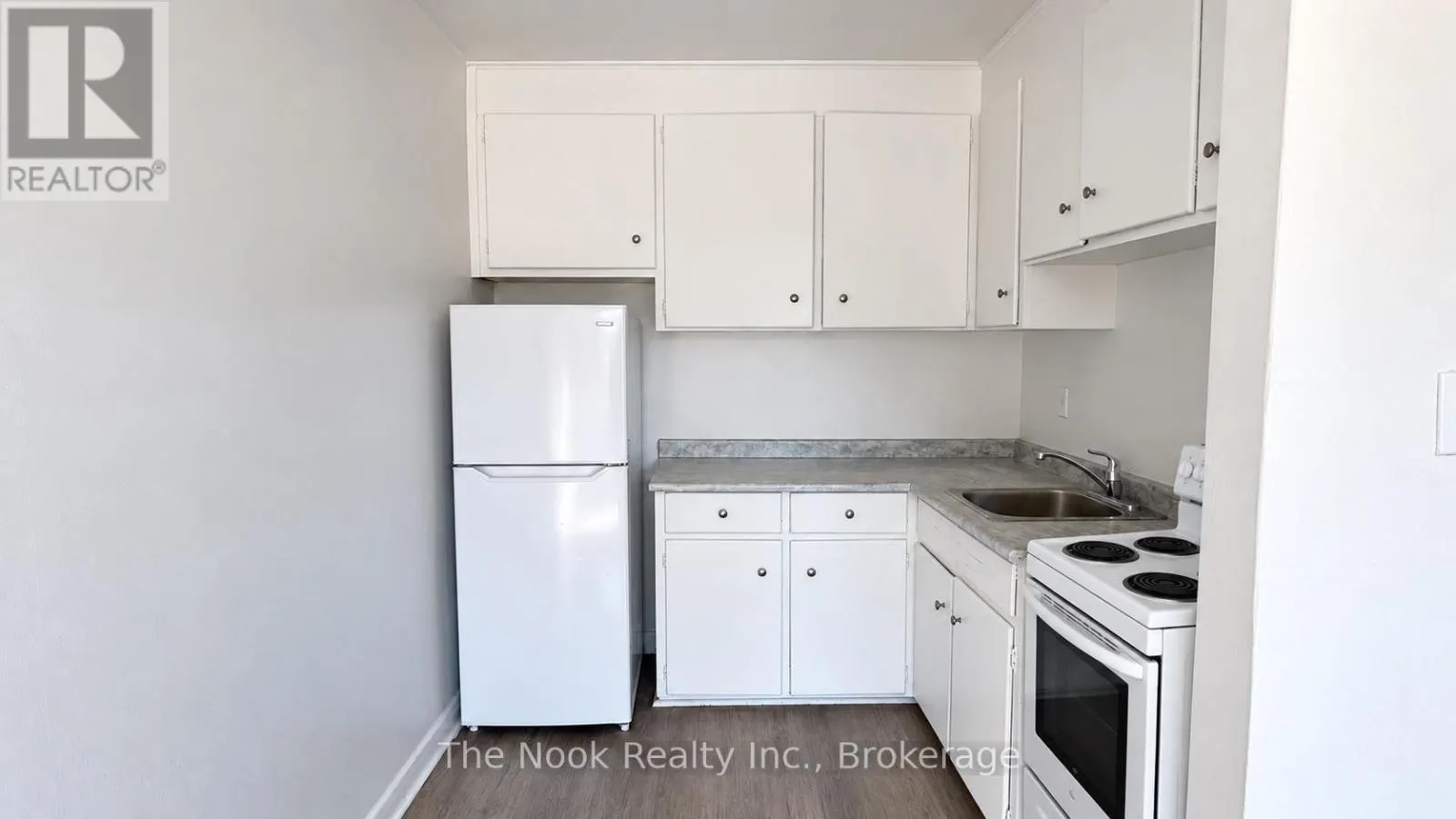 6 - 1201 CEDAR STREET #6