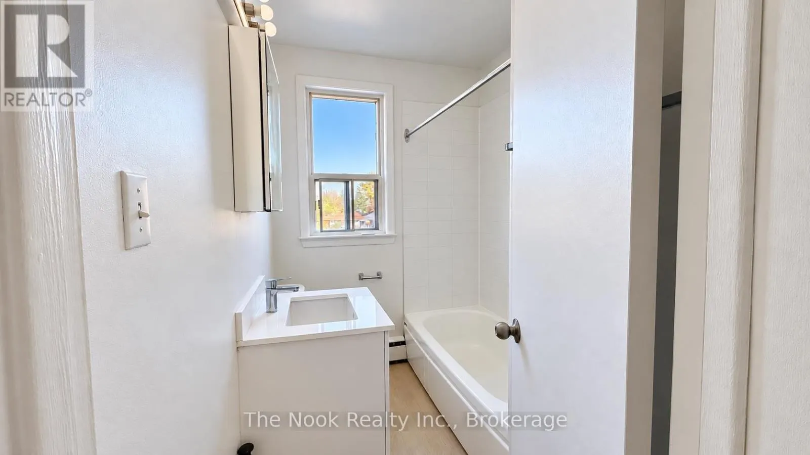 7 - 1201 CEDAR STREET #7