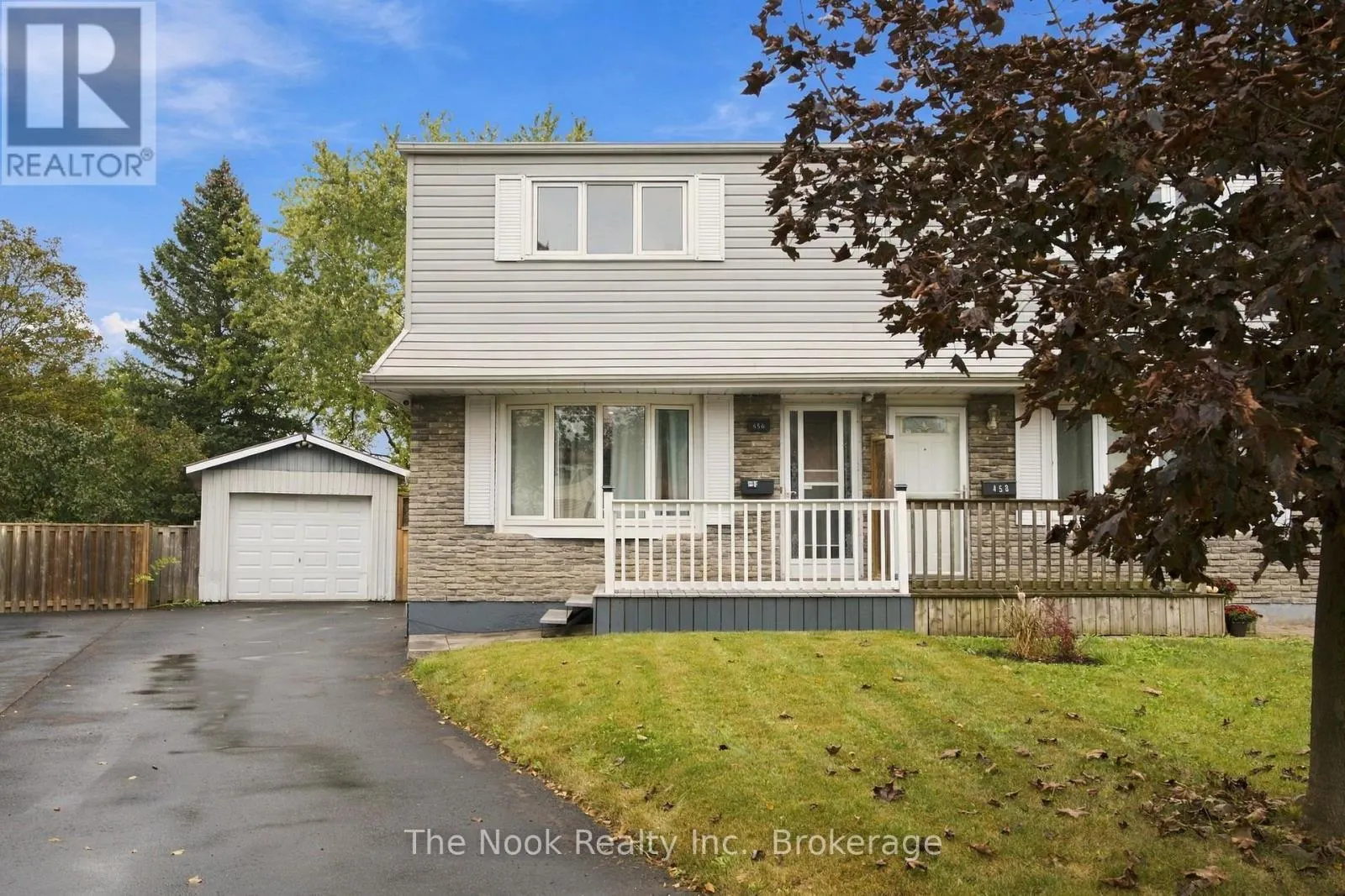 456 HARCOURT DRIVE