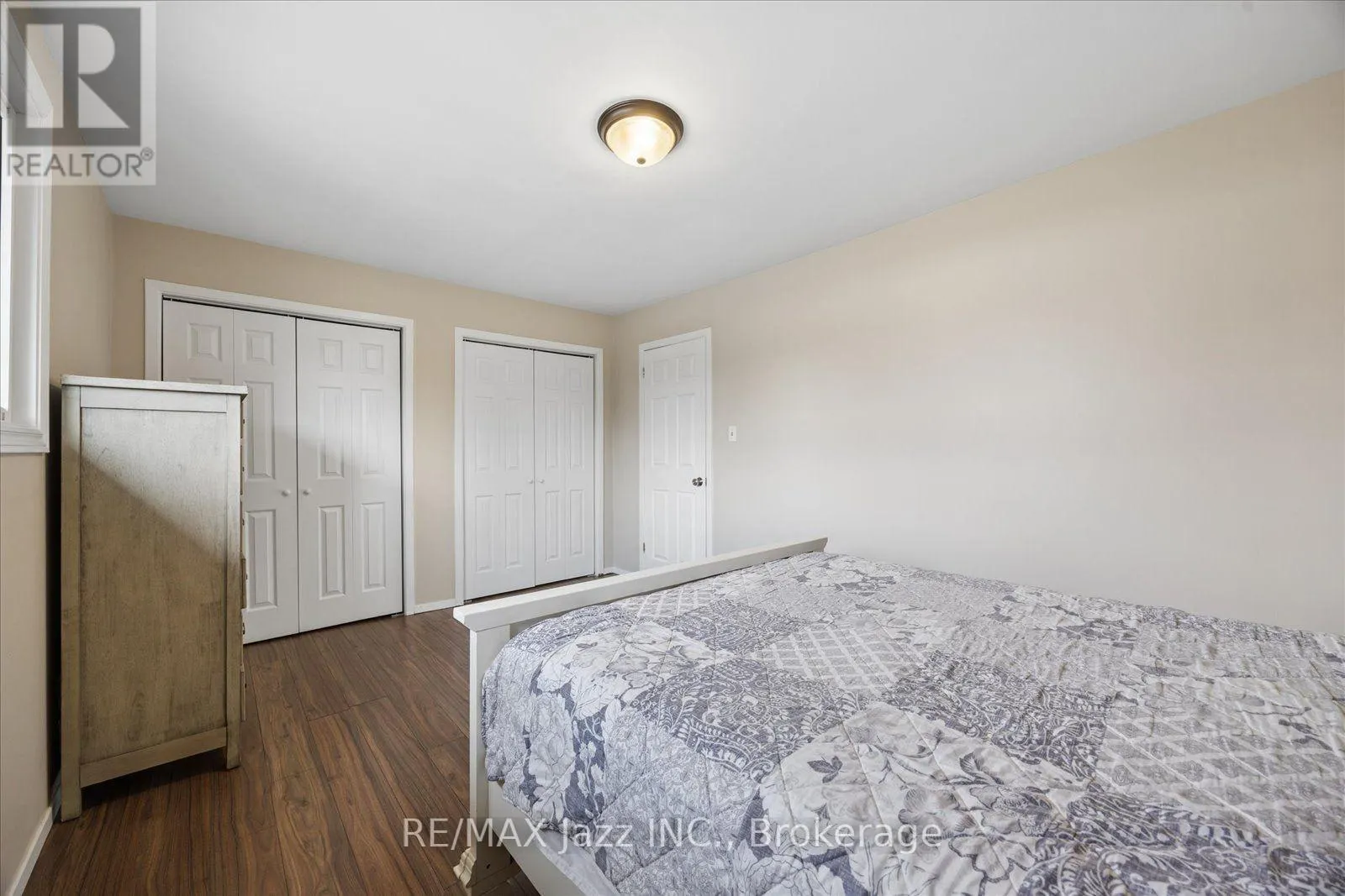 419 MAPLEWOOD DRIVE