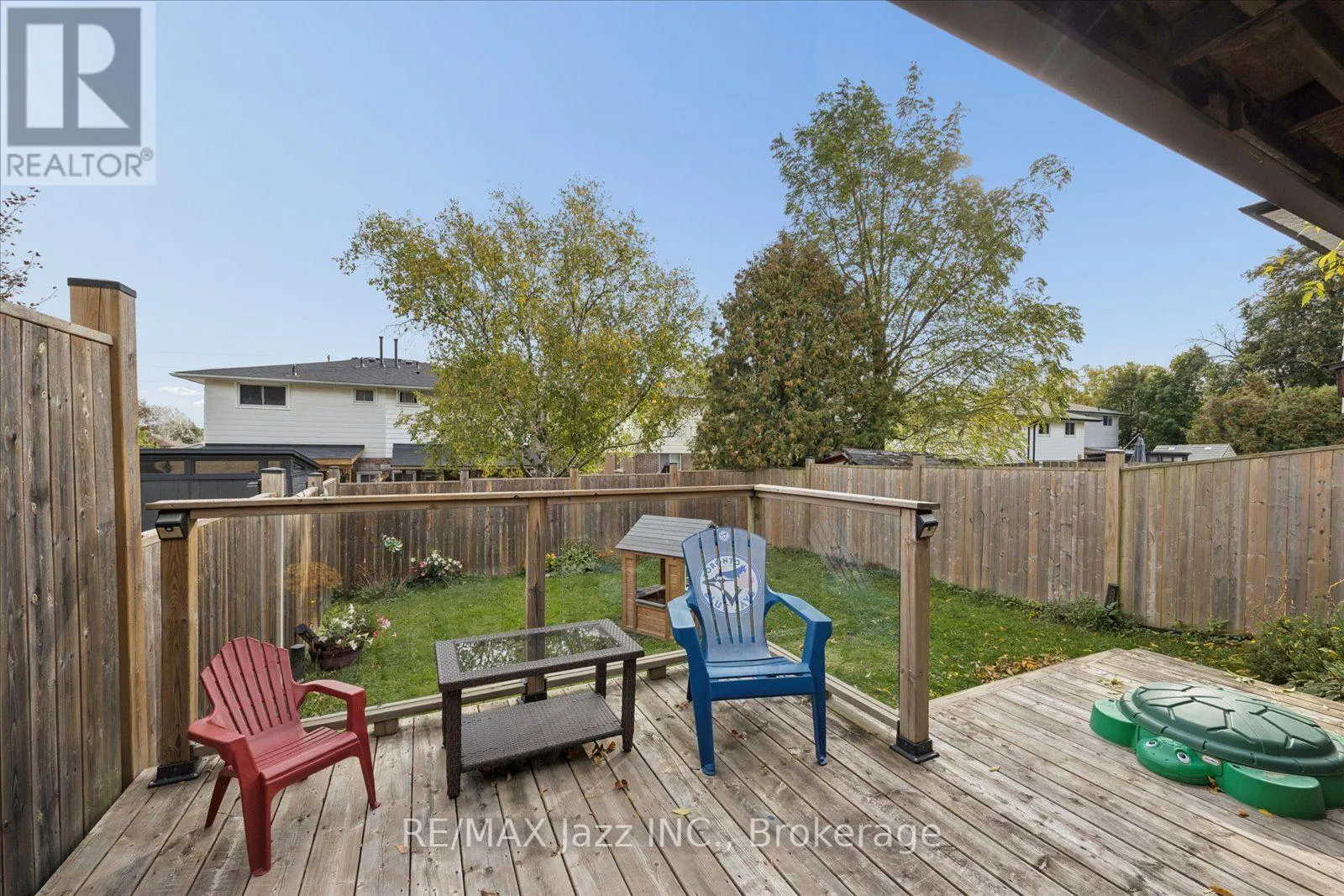 419 MAPLEWOOD DRIVE