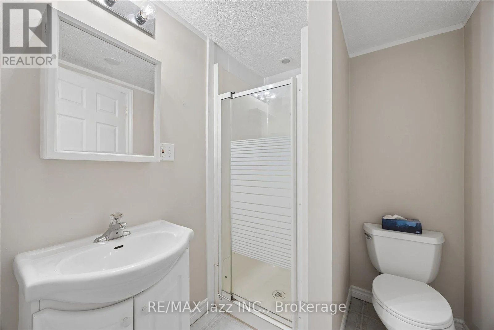 419 MAPLEWOOD DRIVE
