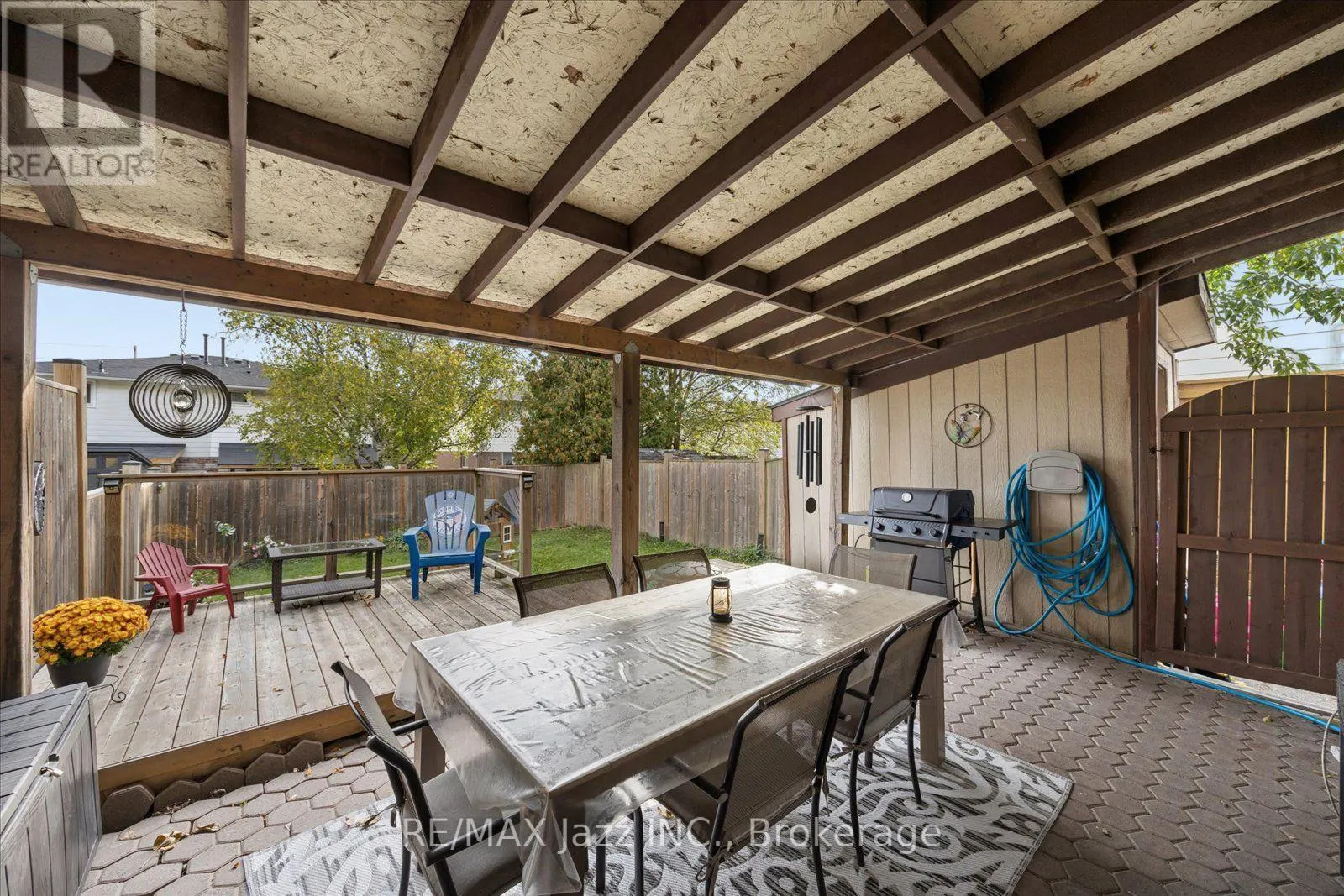 419 MAPLEWOOD DRIVE