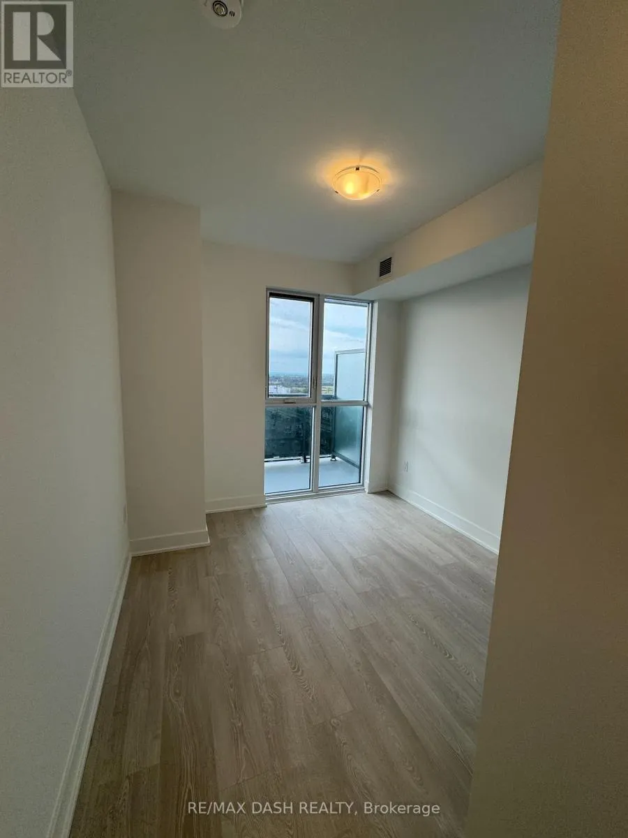 1838 - 2545 SIMCOE STREET N