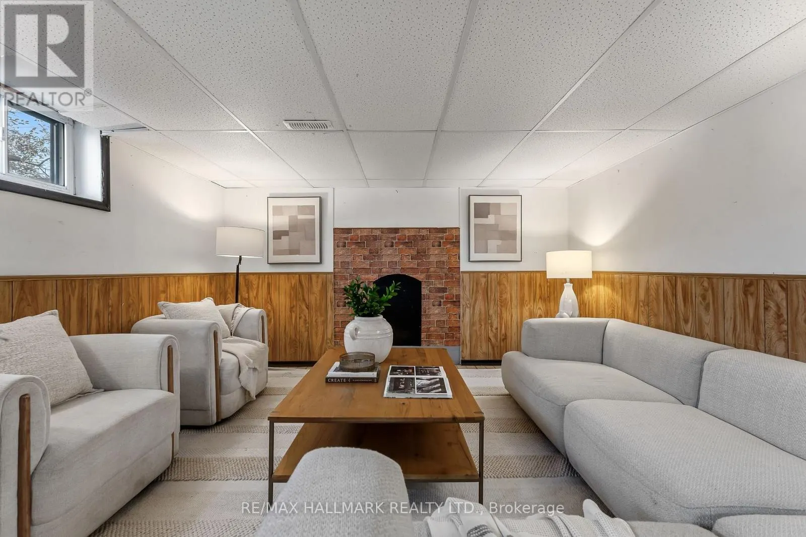 3 ARMADA COURT