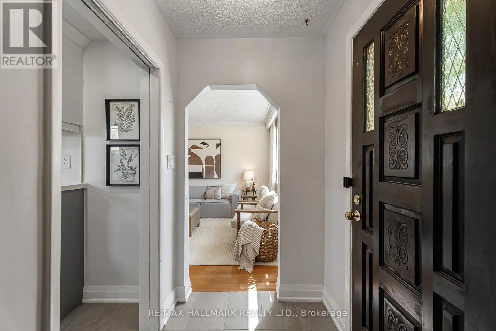 3 ARMADA COURT