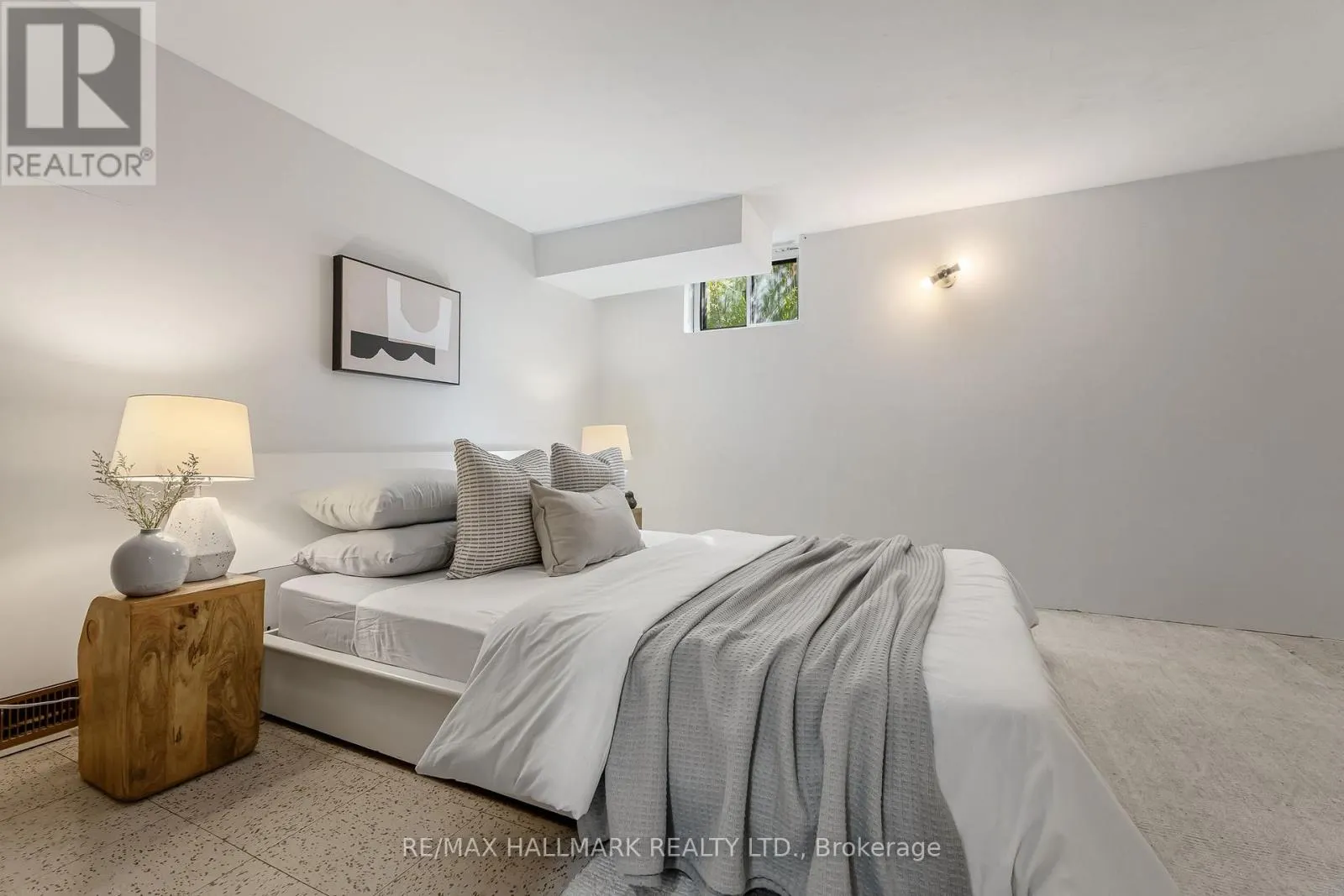 3 ARMADA COURT