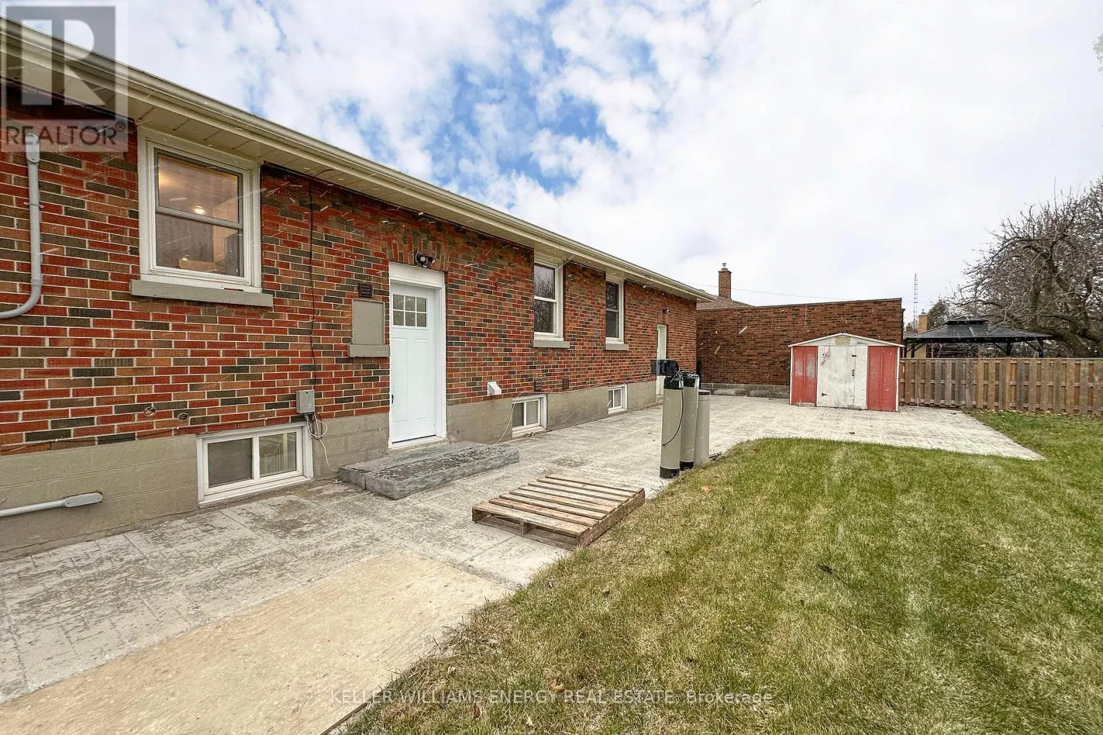 LOWER - 574 OLIVE AVENUE #Lower