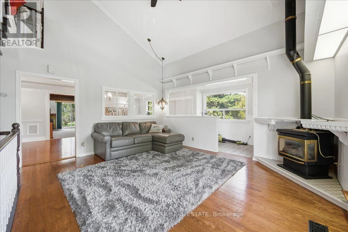 518 ROSEBANK ROAD