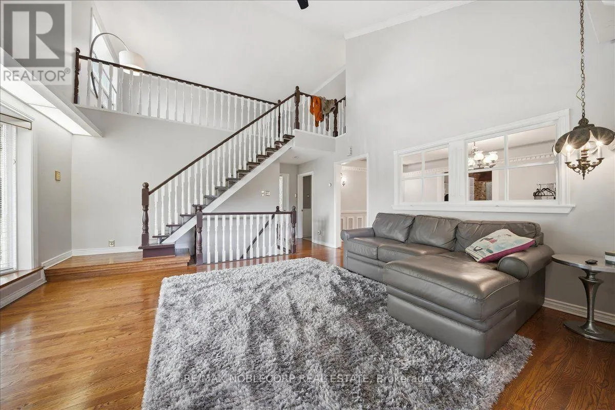 518 ROSEBANK ROAD