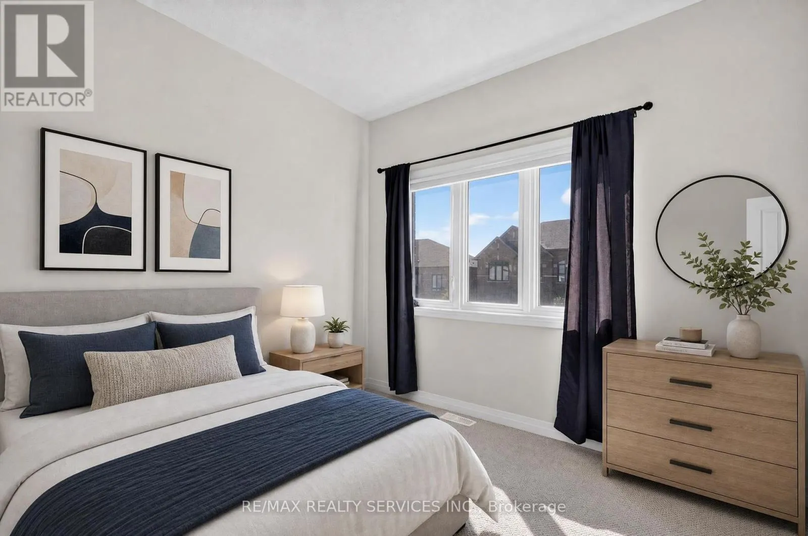 225 CORONATION ROAD