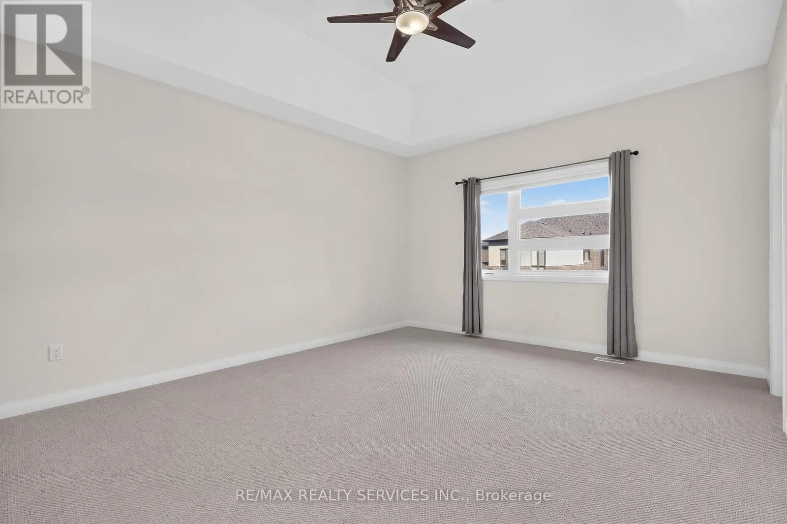 225 CORONATION ROAD