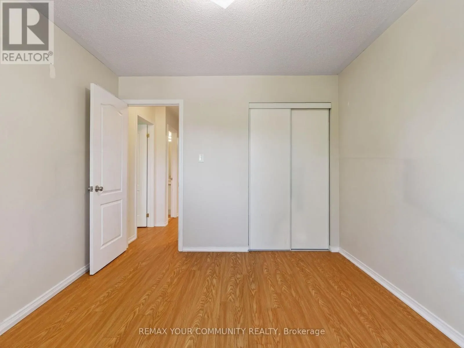265 SPRUCEWOOD CRESCENT